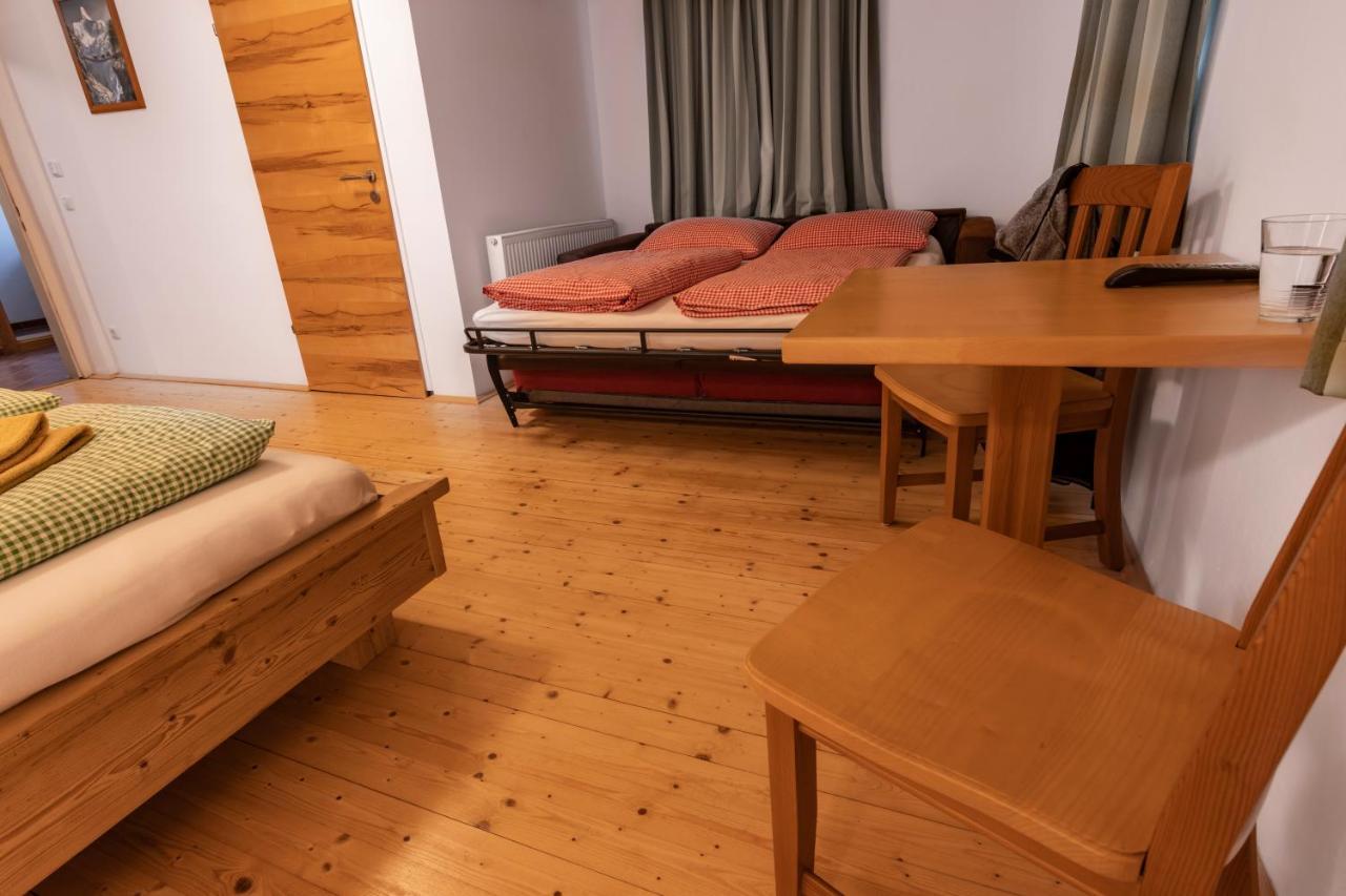Camping & Pension Au An Der Donau Exterior photo