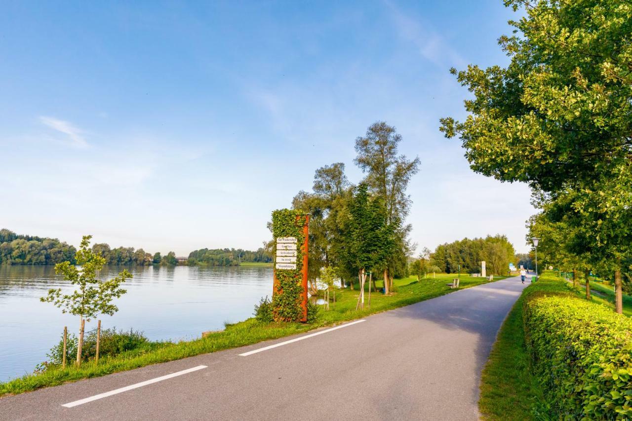 Camping & Pension Au An Der Donau Exterior photo